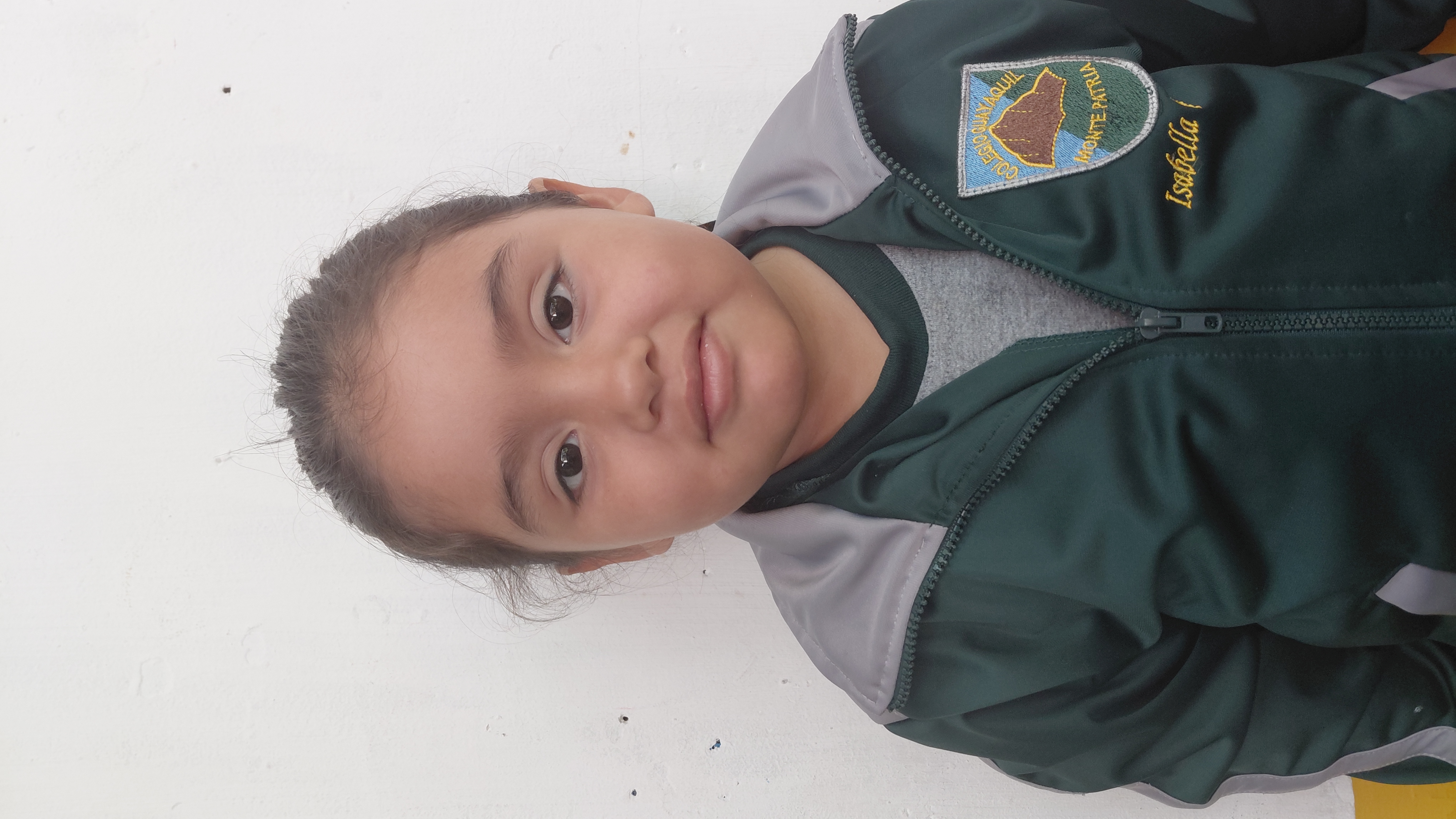 Isabella Antonia Alares Pastén